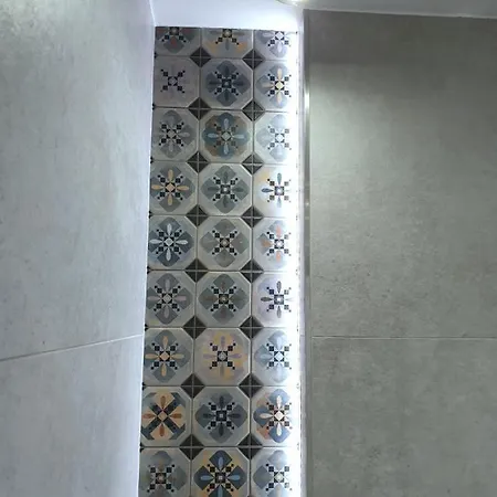 Private Apartment, Aircondition, Hd Tv Pl & De, Wifi, Garage, Fully Equipped, Near Apartman