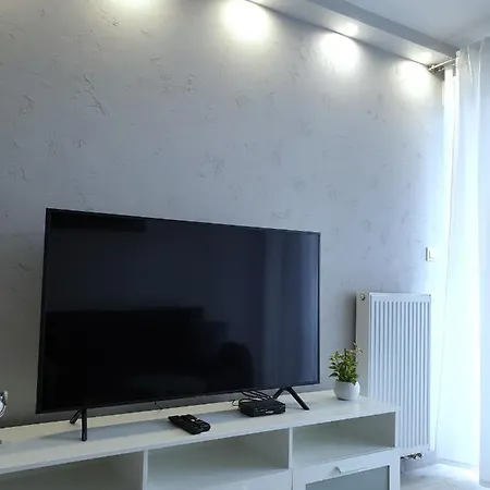 Daire Private Apartment, Aircondition, Hd Tv Pl & De, Wifi, Garage, Fully Equipped, Near *