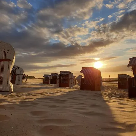 Private Apartment, Aircondition, Hd Tv Pl & De, Wifi, Garage, Fully Equipped, Near Kolobrzeg