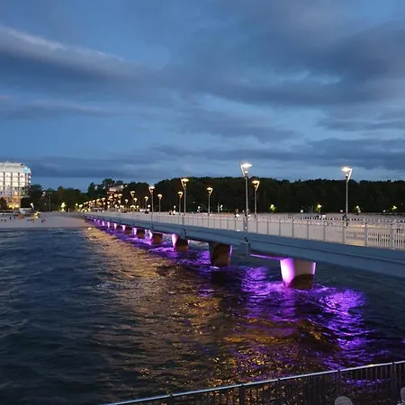 Private Apartment, Aircondition, Hd Tv Pl & De, Wifi, Garage, Fully Equipped, Near Kolobřeh