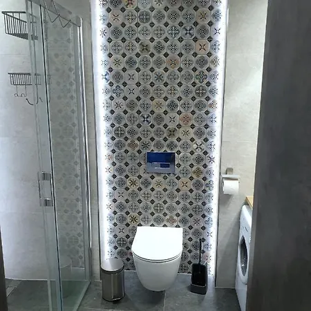 Apartamento Private Apartment, Aircondition, Hd Tv Pl & De, Wifi, Garage, Fully Equipped, Near