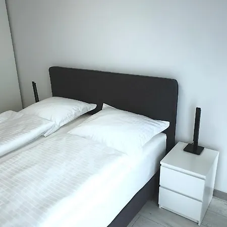 Apartamento Private Apartment, Aircondition, Hd Tv Pl & De, Wifi, Garage, Fully Equipped, Near Kołobrzeg
