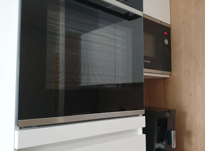 Private Apartment, Aircondition, Hd Tv Pl & De, Wifi, Garage, Fully Equipped, Near Kołobrzeg