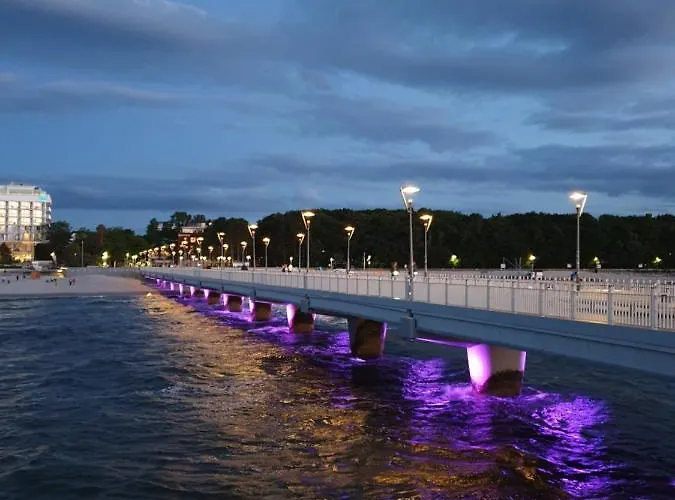 Private Apartment, Aircondition, Hd Tv Pl & De, Wifi, Garage, Fully Equipped, Near Kolobřeh